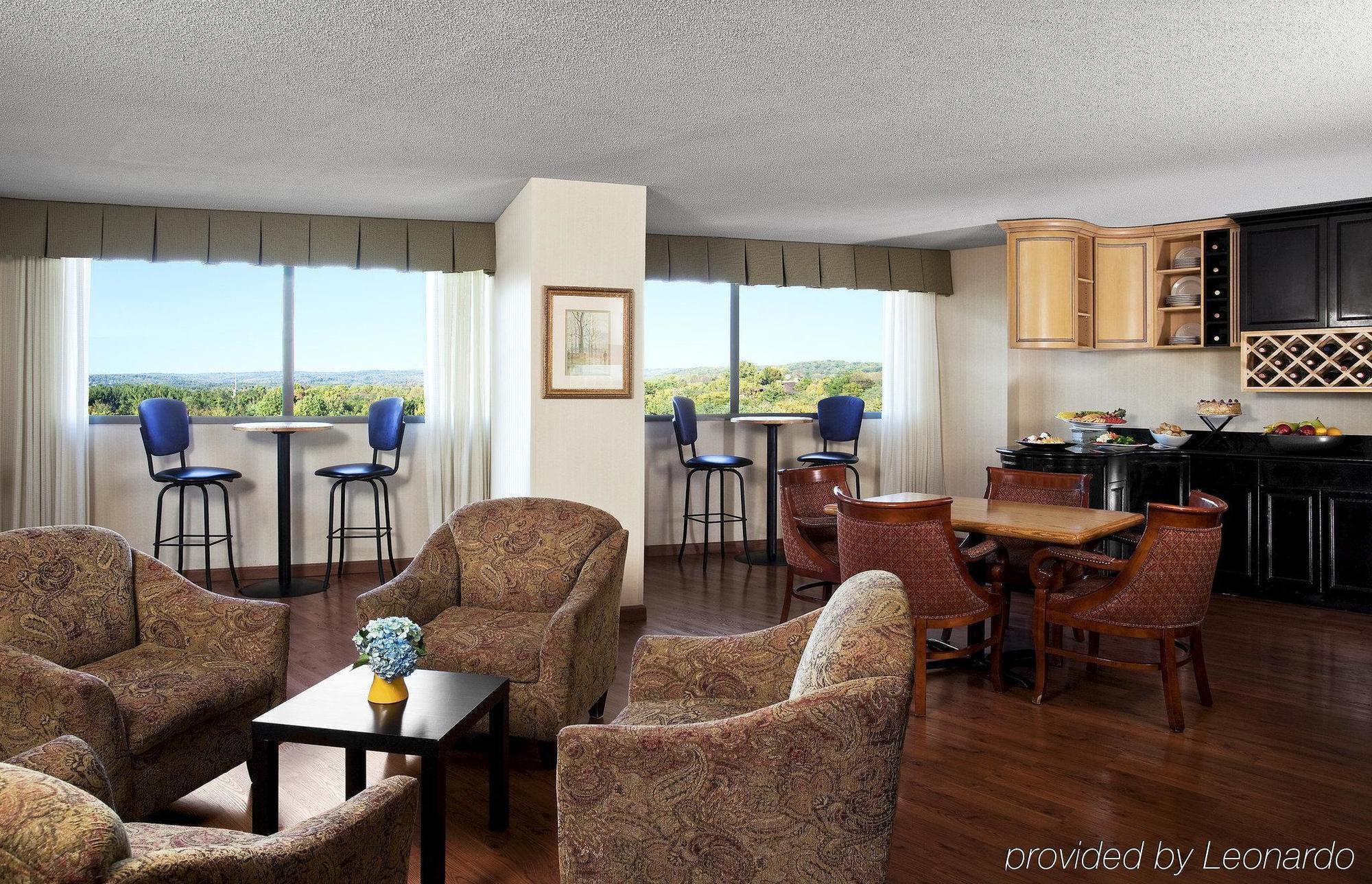 Sheraton Baltimore North Towson Esterno foto